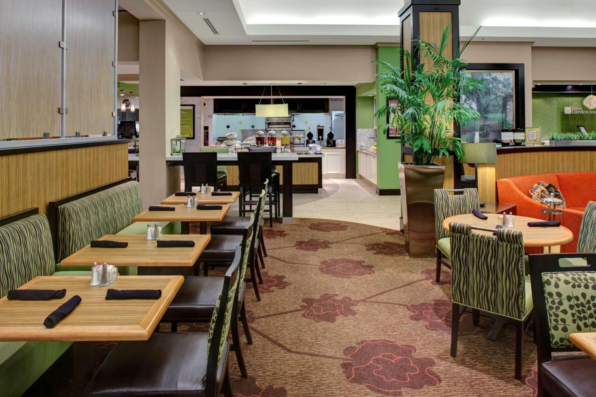 Hilton Garden Inn Atlanta North/Alpharetta Exterior photo