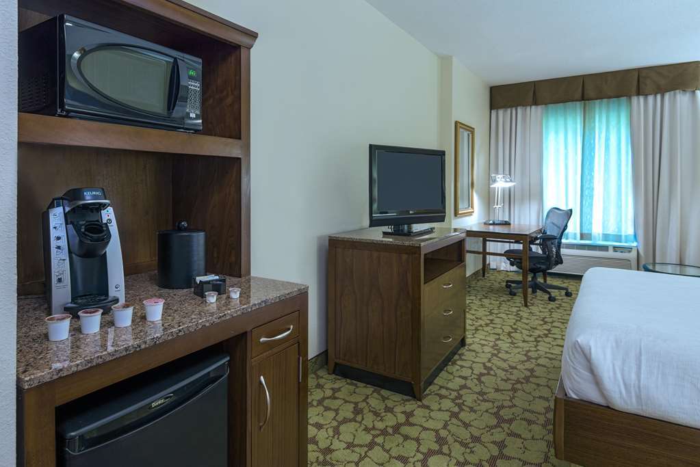 Hilton Garden Inn Atlanta North/Alpharetta Room photo